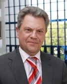 Prof. Dr. Peter Gaidzik (Foto: UW/H) Porträtfoto von Prof. Dr. Peter Gaidzik