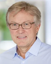 Portrait photo of Prof Dr Markus Heiss 