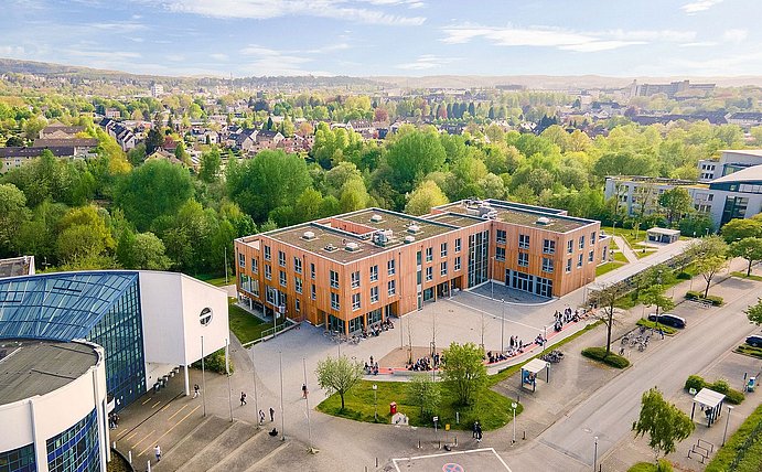 Bild Holzgebäude der Univrsität Witten/Herdecke