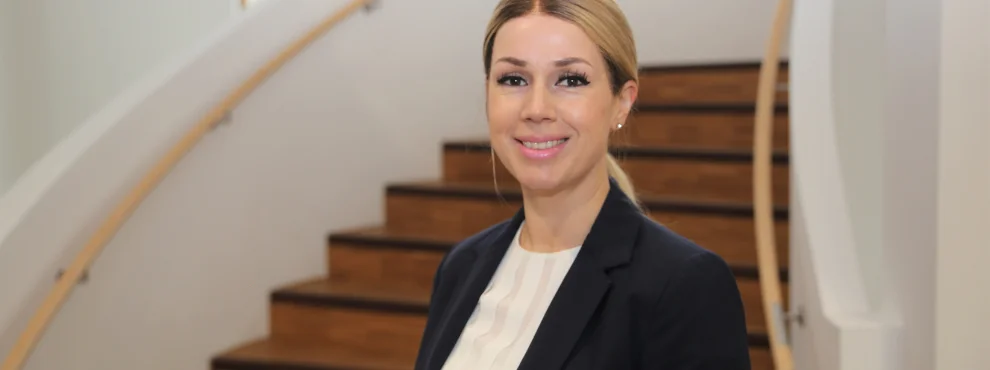 Porträtbild Prof. Dr. Denefa Bostandzic