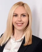 Porträtfoto von Dr. Maria Velana