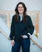 Luna Ehrenschneider (Foto: UW/H) Porträtfoto von Luna Ehrenschneider