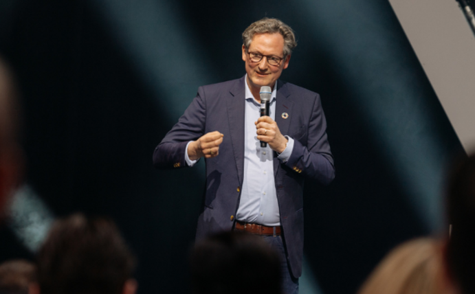 Eckart von Hirschhausen auf der Bühne