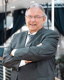 Univ.-Prof. Dr. Arist von Schlippe (Foto: UW/H) Porträtfoto von Univ.-Prof. Dr. Arist von Schlippe