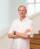 Dr Timm Schreiber (photo: UW/H) Portait photo of Dr. Timm Schreiber