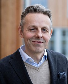 Lars Immerthal (Foto: UW/H | Michael Schwettmann) Portraitfoto von Lars Immerthal