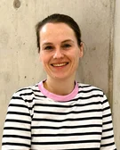 Portraitfoto von Pia Schmidt