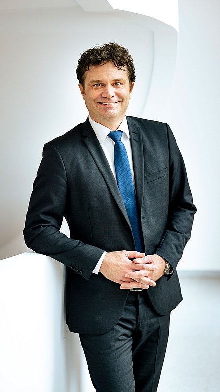 Porträbild von Prof. Dr. Christoph Schreiber