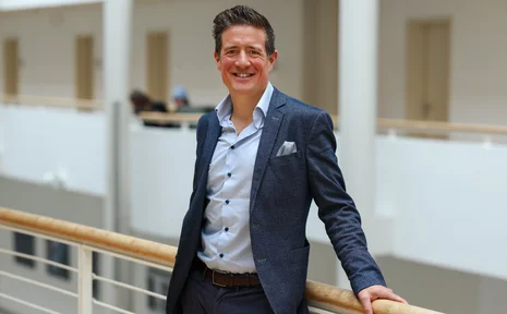 Porträtbild Prof. Dr. Thomas Clauss