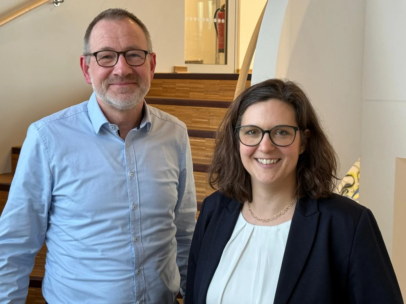 links Achim Mortsiefer und rechts Beate Müller 