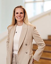 Johanne Von-Danwitz (Photo: Volker Wiciok | UW/H) Portrait photo of Johanne Von-Danwitz