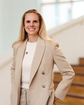 Johanne Von-Danwitz (Photo: Volker Wiciok | UW/H) Portrait photo of Johanne Von-Danwitz