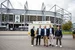Fünf Männer stehen vor dem Borussia-Park.