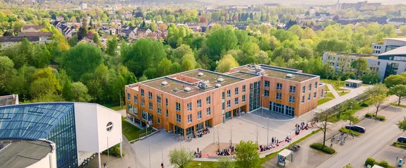 The UW/H campus seen from above (Photo: UW/H | Johannes Buldmann) The UW/H from a bird’s-eye view