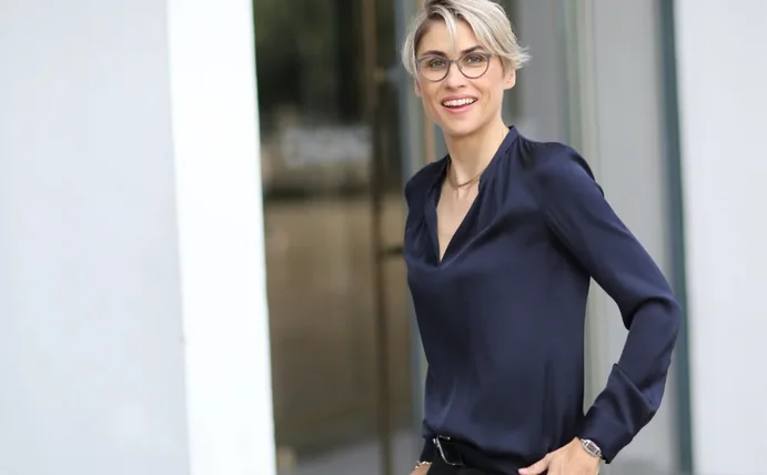 Porträtbild von Barbara Schmid