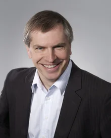 Portrait photo of Univ.-Prof Dr Gebhard Reiss