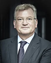Porträtfoto von Prof. Dr. Frank Wappler