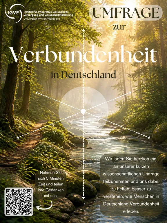 Poster zur IGVF-Studie Verbundenheit in Deutschland (Grafik: Canva) Eine Waldszene mit Bachlauf. Auf dem Bild liegen Textelemente und ein QR-Code.