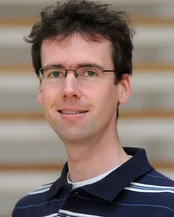 Portrait photo of Univ.-Prof Ulrich Weger