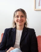 Porträtfoto von Dr. Florentina Rosenkranz