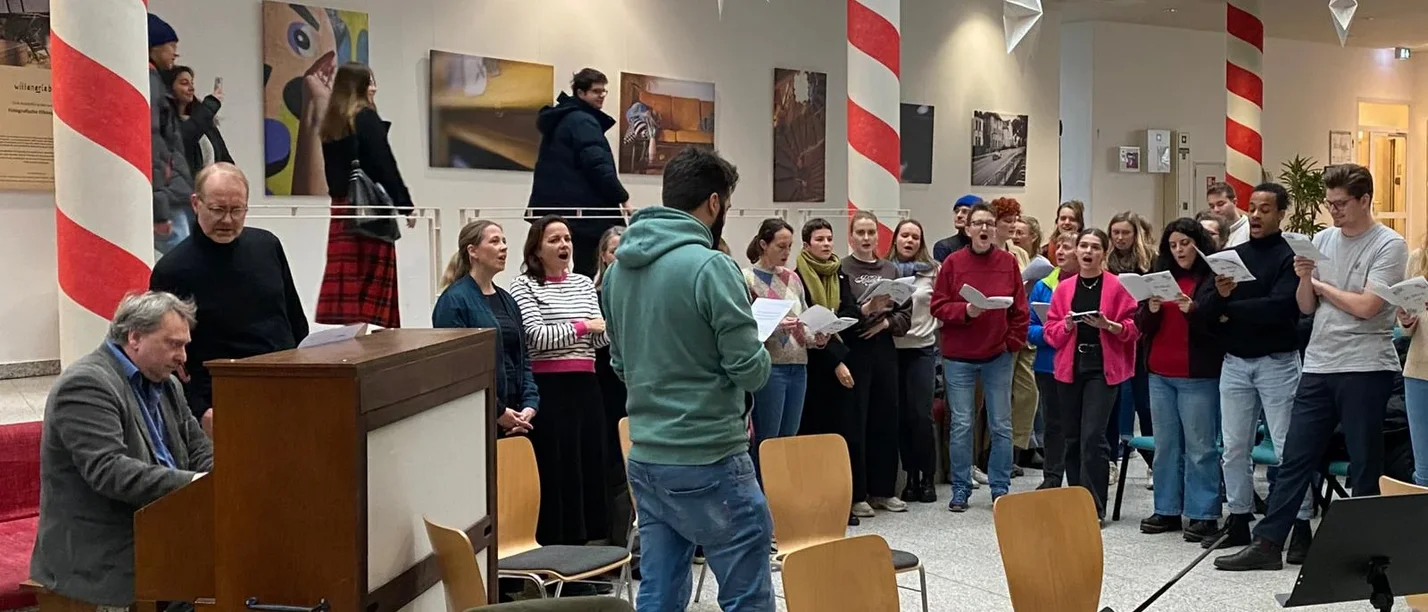 Fotoaufnahme vom Weihnachtssingen im vergangen Jahr