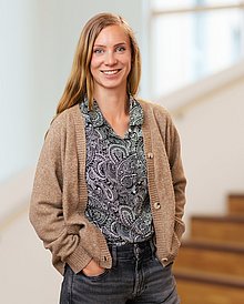 Porträtfoto von Pia Kluth
