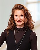 Porträtfoto von Angelika Taetz-Harrer