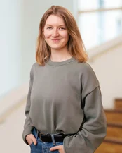 Portrait photo of Nele Kost