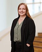 Porträtfoto von Dr. Katrin Schröer