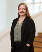 Porträtfoto von Dr. Katrin Schröer