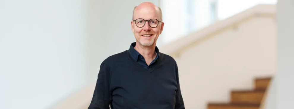 Porträtbild von Prof. Dr. Dirk Sauerland