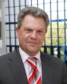 Porträtfoto von Prof. Dr. Peter Gaidzik