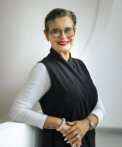 Porträtfoto von Nicola Mehringer