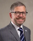 Porträtfoto von Prof. Dr. med. dent. Anton Friedmann