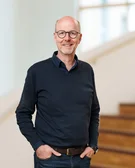 Univ.-Prof. Dr Dirk Sauerland (Photo: UW/H) Portrait photo of Prof Dr Dirk Sauerland