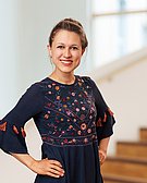 Portrait photo of Dr Ines-Maria Gärtner