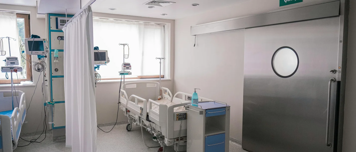 Das AINS-Kolloquium beschäftigt sich mit der Frage, wie Nachhaltigkeit Eingang in die Intensivmedizin finden kann. (Foto: pexels | Zakir Rushanly) Symbolbild Intensivstation