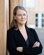 Birgit Beßler (Foto: UW/H | Michael Schwettmann) Portraitfoto von Birgit Beßler