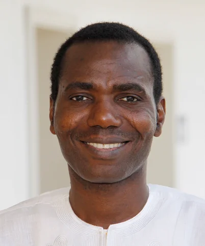 Waidi Adebayo (Foto: UW/H) Portraitfoto von Waidi Adebayo