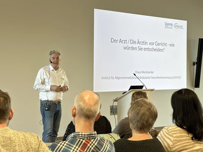 Klaus Weckbecker Vortragssituation