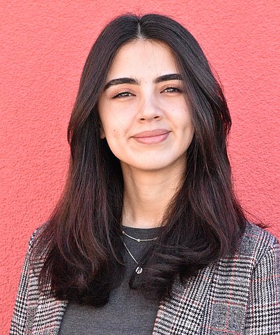 Bonu Khafizova, Studentin PPE