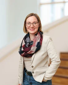 Porträtfoto von Ass.-Prof. Christine Dunger 
