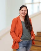 Portrait photo of Natalie Seuken