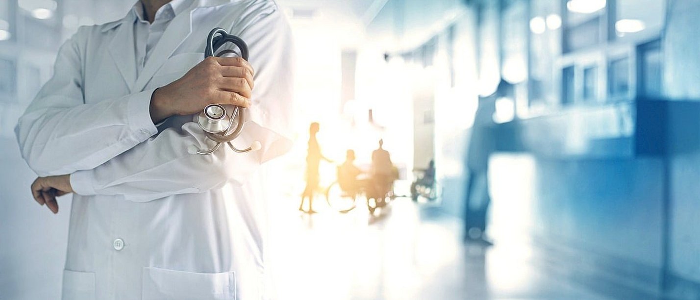 In der Wittener Bürgeruni spricht Prof. Dr. Petra Thürmann, Vizepräsidentin für Forschung an der UW/H, über die Herausforderungen des deutschen Gesundheitssystems (Foto: Pixabay | Tung Nguyen) Symbolbild Krankenhaus