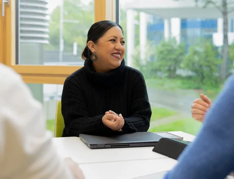 Austauschstudierende in Witten (Foto: UW/H | Michael Schwettmann) Austauschstudentin an der Uni Witten/Herdecke