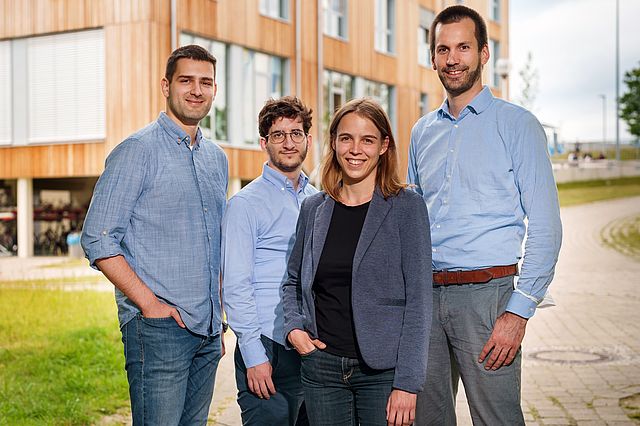 Das Team des Lehrstuhls: Stefan Stojkovic, Bruno Della Sala, Dr. Lea Kaftan und Prof. Dr. Nils-Christian Bormann