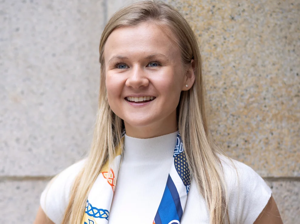 Porträtbild von Friederike Hedley