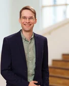 Portaitfoto von Tobias Maurer