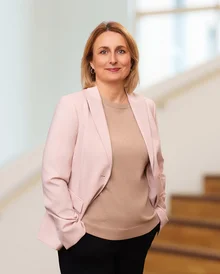 Porträtfoto von Univ.-Prof. Dr. Margareta Halek