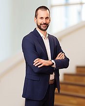 Porträtfoto von Prof. Dr. Nils-Christian Bormann